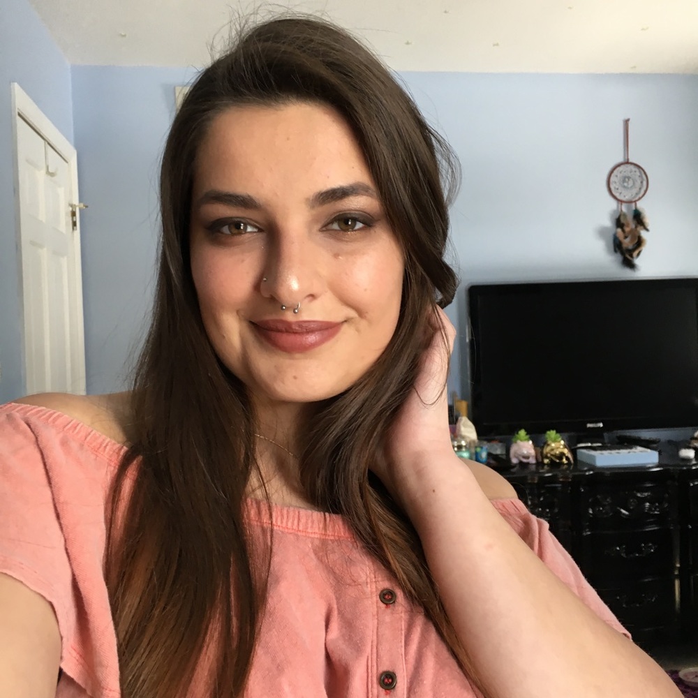 Meet your Posher, Gabby